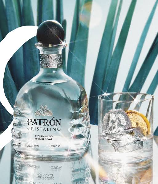 1 1800 Cristalino y 1 Patron Cristalino 700ml